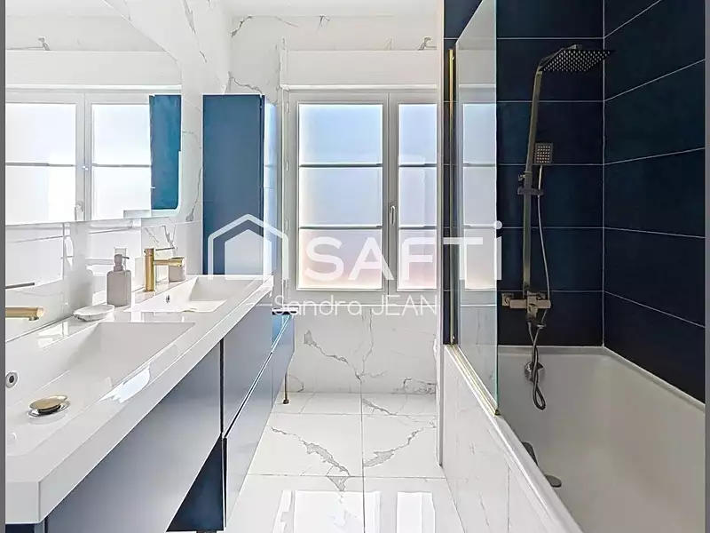 Maison, 137 m²