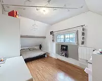 Maison, 240 m²