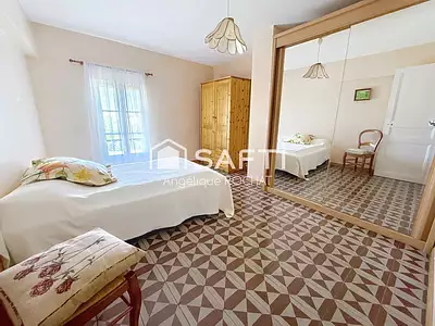 Maison, 167 m²