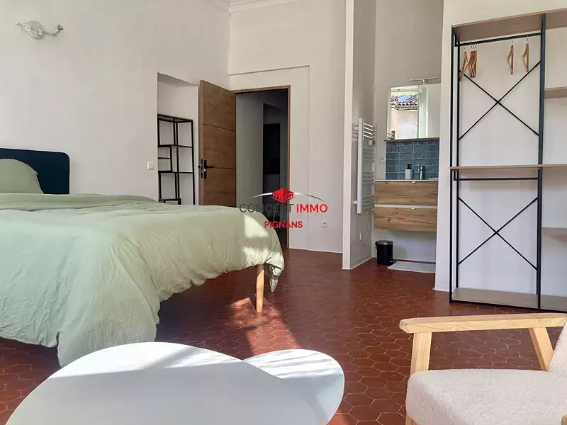 Maison, 380 m²
