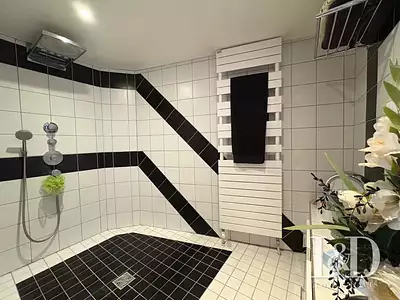 Maison, 236 m²