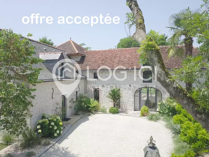 Maison, 240 m²