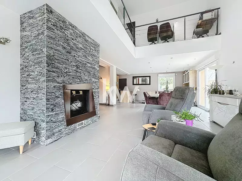Maison, 284 m²