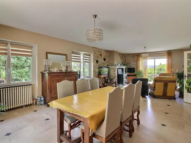 Maison, 220 m²