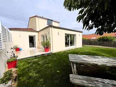 Maison, 146 m²