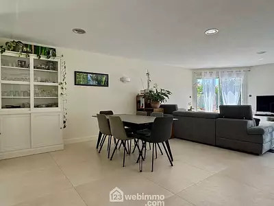 Maison, 146 m²