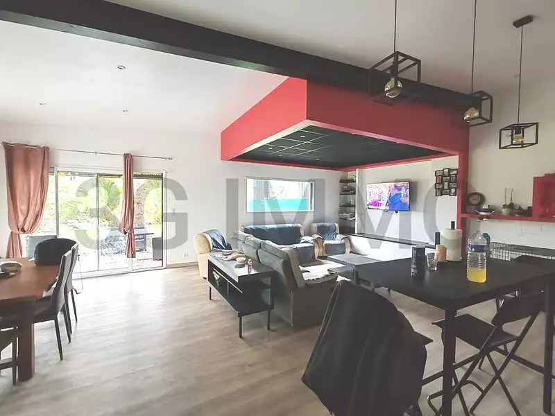 Maison, 148 m²