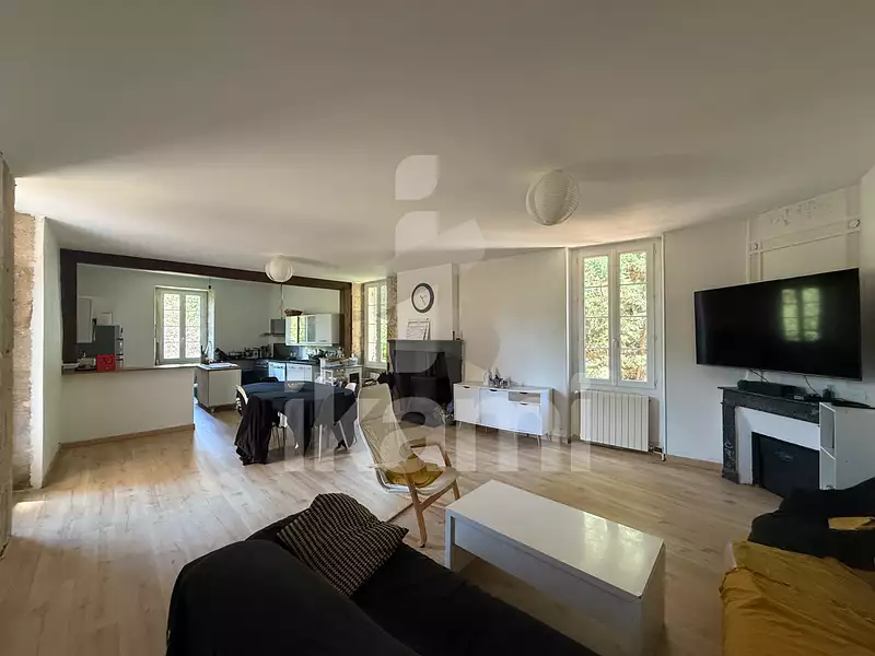 Maison, 356,94 m²