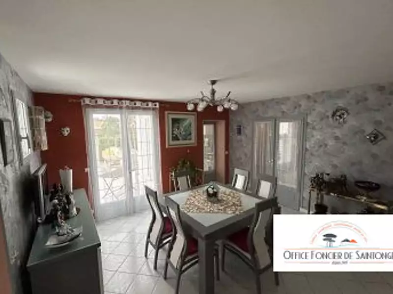 Maison, 222 m²