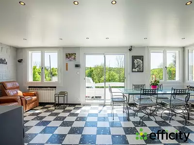 Maison, 246 m²