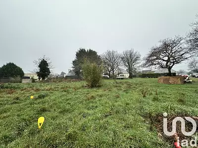 Terrain, 683 m²