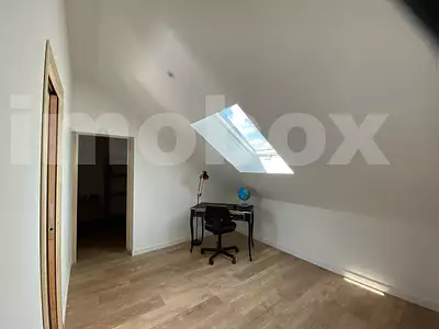 Maison, 240 m²