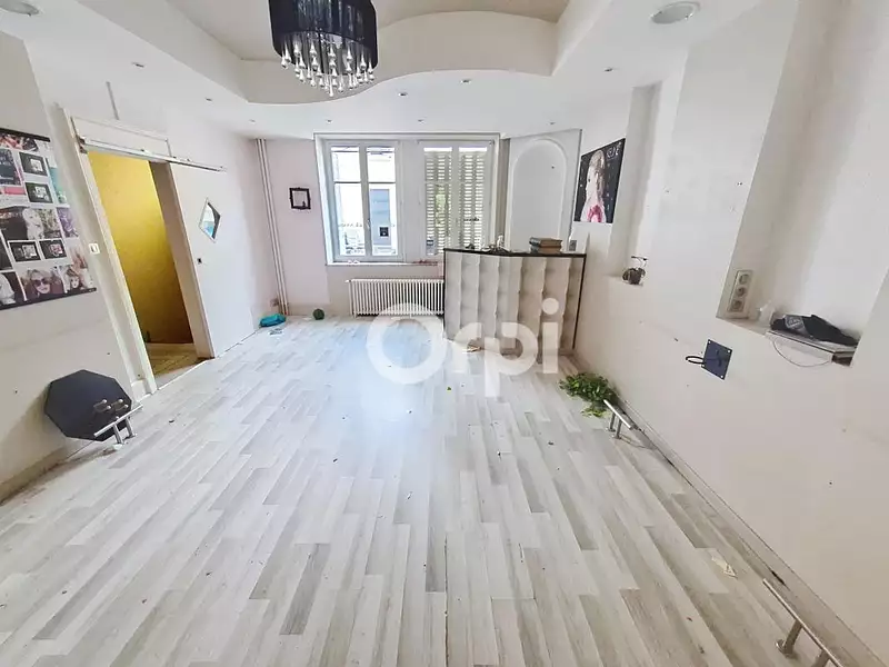 Maison, 240 m²