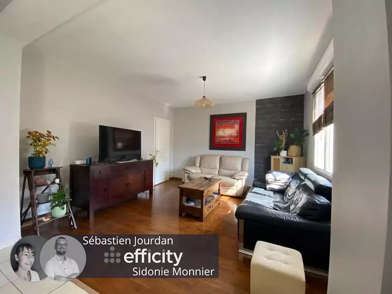 Maison, 113 m²