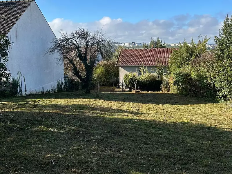 Terrain, 414 m²