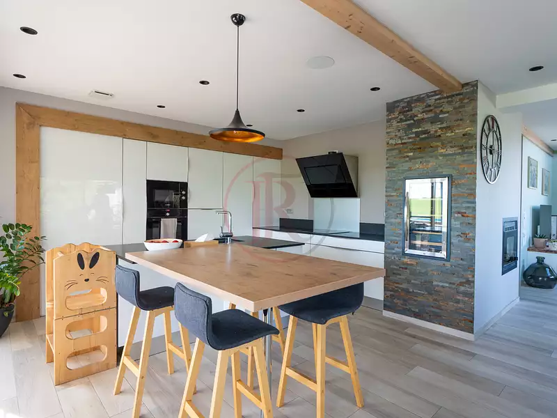 Maison, 164,1 m²