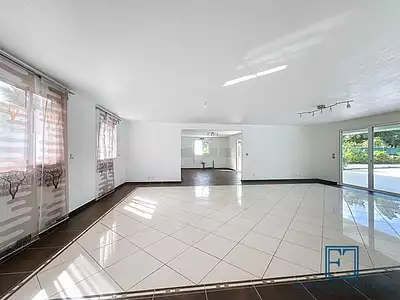 Maison, 322 m²