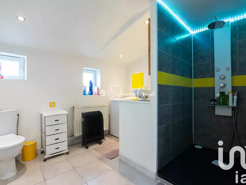 Maison, 219 m²