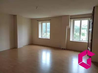 Maison, 240 m²