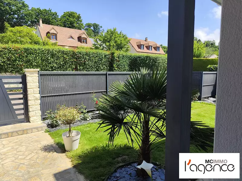 Maison, 195 m²