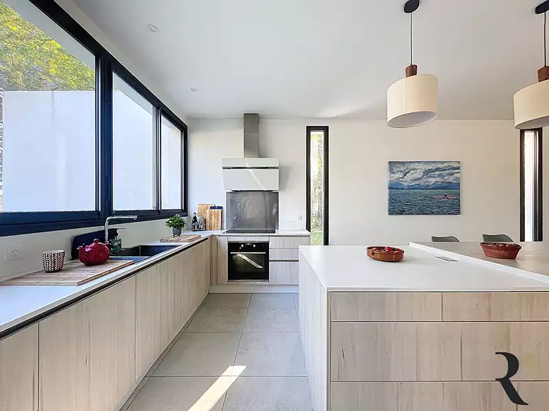 Maison, 200 m²