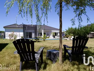 Maison, 143 m²