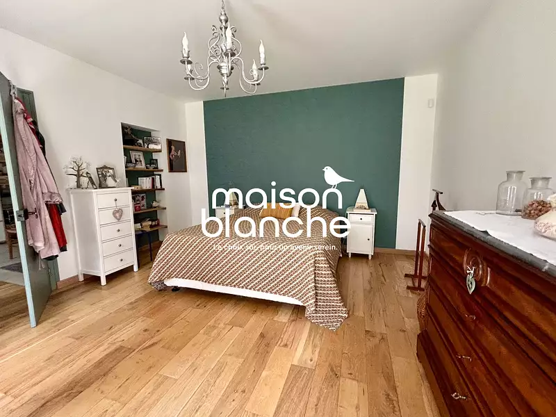 Maison, 200 m²