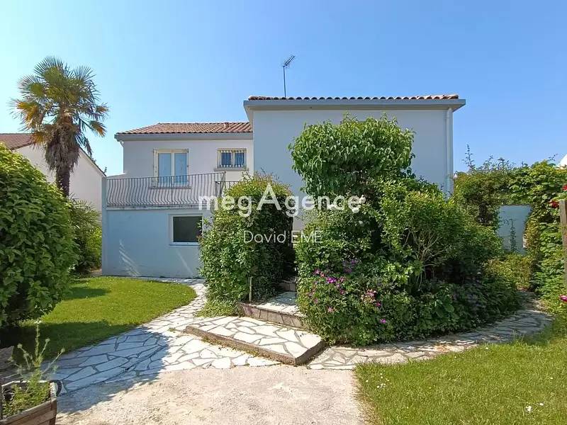 Maison, 151 m²