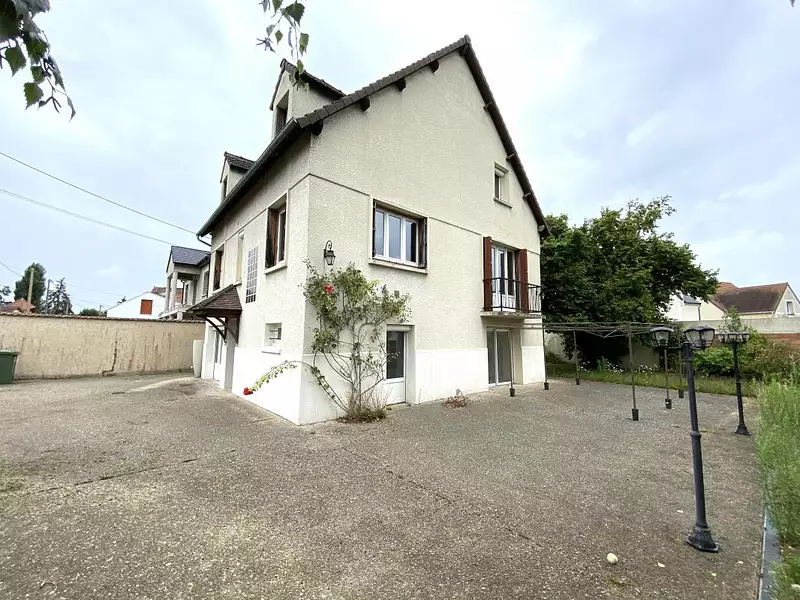 Maison, 175 m²