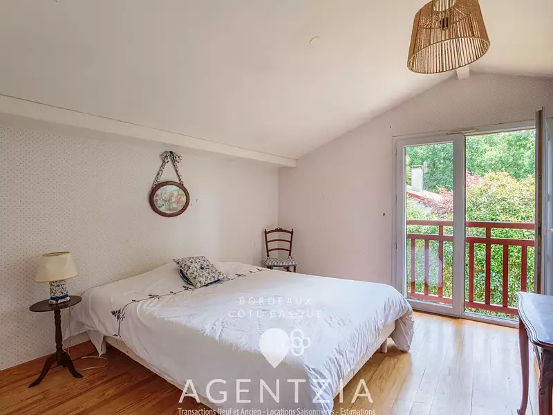 Maison, 187 m²