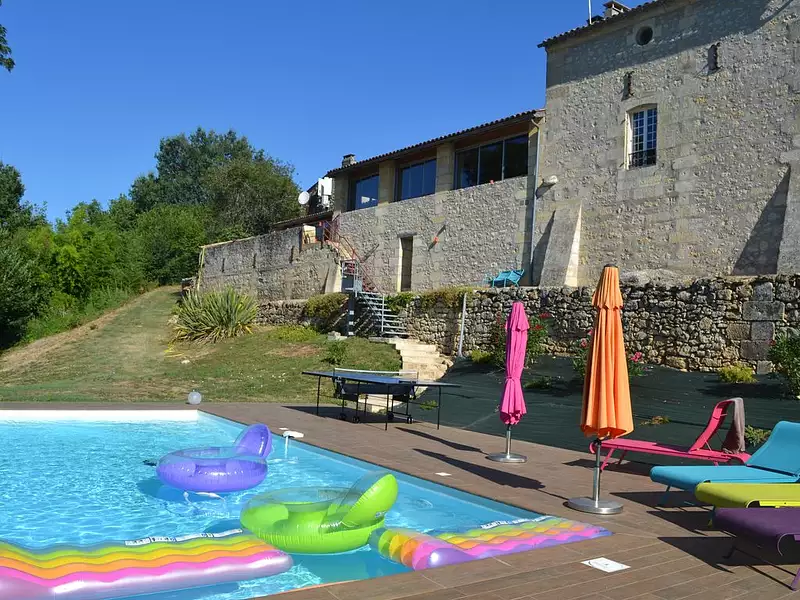 Maison, 230 m²