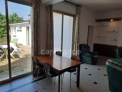 Maison, 198 m²