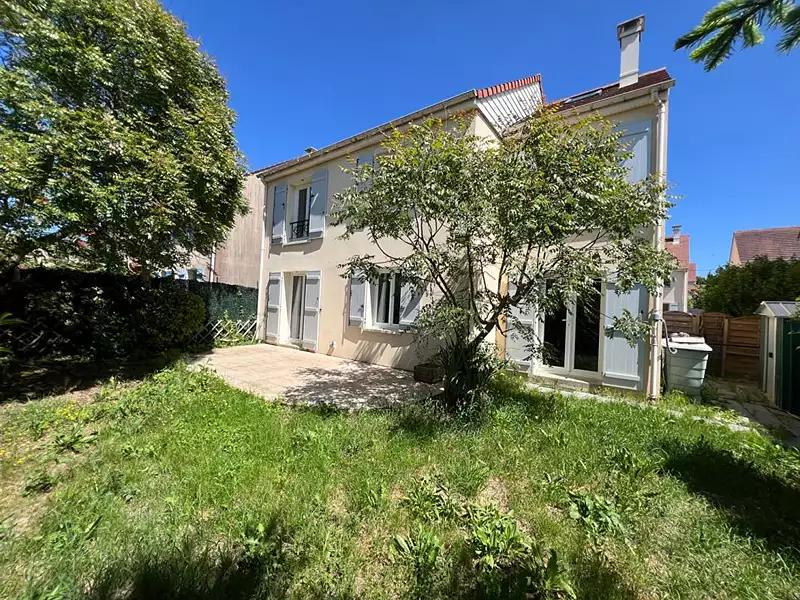 Maison, 138 m²