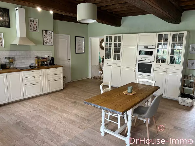 Maison, 290 m²
