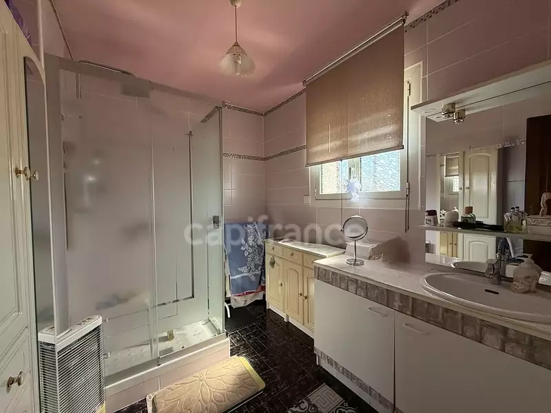 Maison, 156 m²