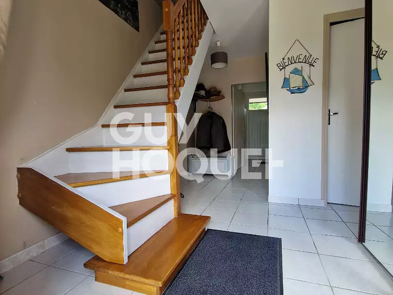 Maison, 234 m²