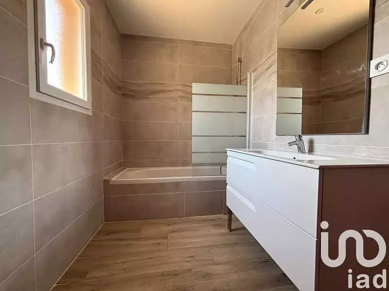 Maison, 92 m²