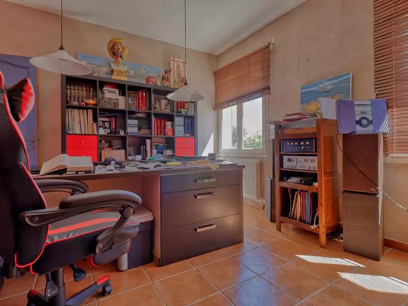 Maison, 254 m²