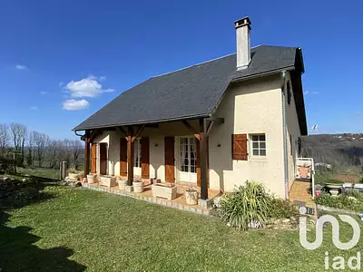 Maison, 210 m²