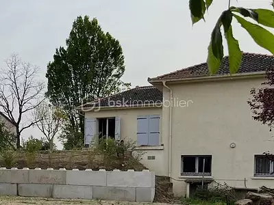 Maison, 220 m²