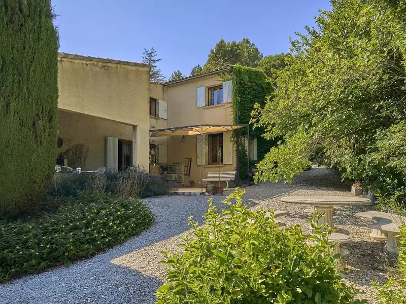 Maison, 162 m²