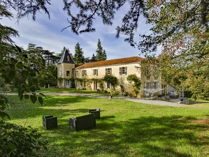 Maison, 250 m²