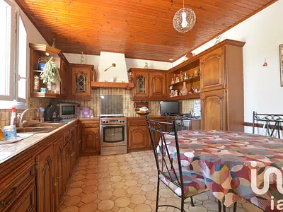 Maison, 168 m²