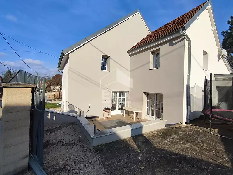 Maison, 185 m²