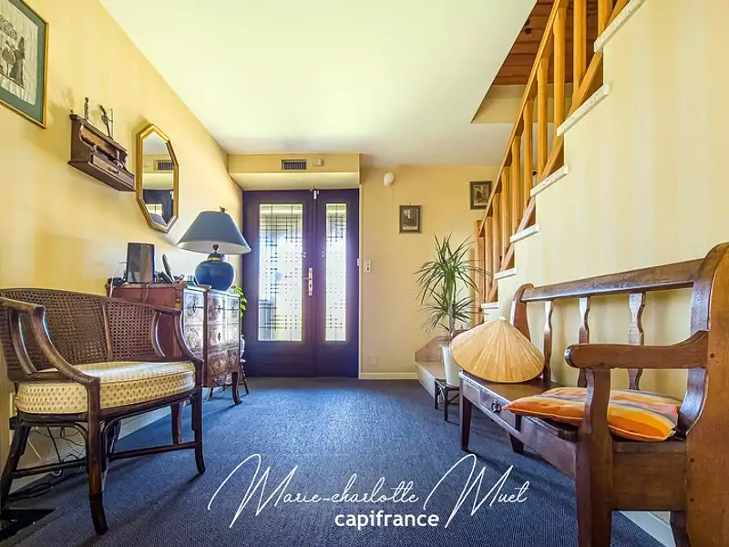 Maison, 174 m²