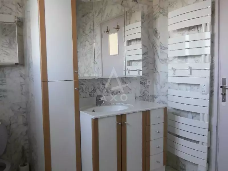 Maison, 190 m²