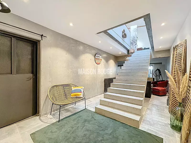 Maison, 277 m²