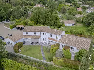 Maison, 475 m²