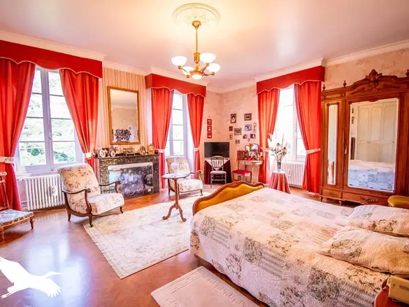 Maison, 268 m²