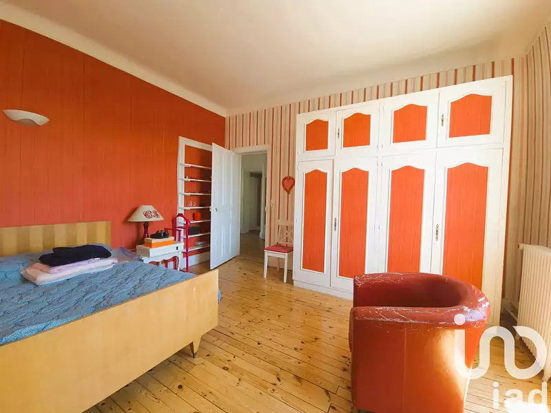 Maison, 238 m²